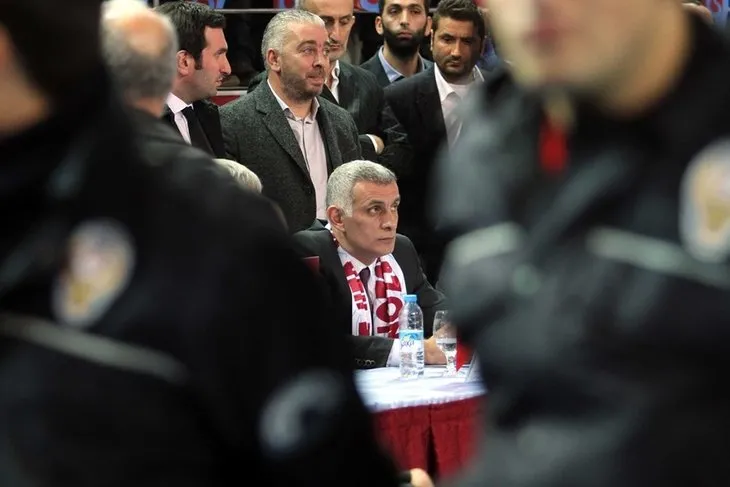 Trabzonspor kongresinde kavga