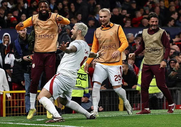 Galatasaray Avrupa’da tarih yazdı! Manchester United 2-3 Galatasaray MAÇ SONUCU