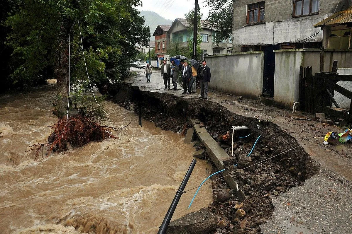 2 Eylül İstanbul, İzmir, Ankara hava durumu: Bugün hava nasıl olacak? Meteorolojiden sağanak ve sel uyarısı geldi