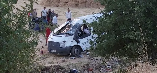 Son dakika: Diyarbakır’da minibüs devrildi! Çok sayıda yaralı var!