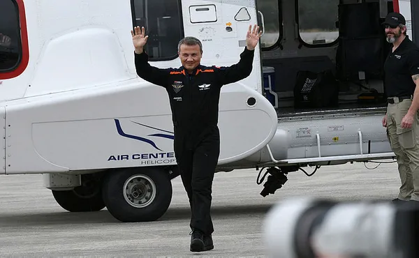 Türkiye uzaya çıkıyor | Tarihi yolculuk başladı... İlk Türk astronot Alper Gezeravcı'yı taşıyan roket göklerde - 6