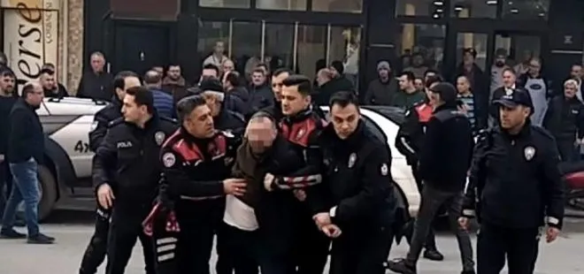 Bursa’da dehşete düşüren olay! Oğlunun bıçaklandığı çorbacıyı basan baba 2 kişiyi bıçakladı