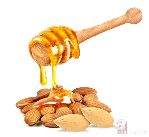 Göz çevresindeki kırışıklıklara doğal çözüm! Haftada 3 kez kullanımla tamamen yok olacaklar 9