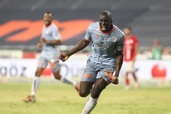 Demba Ba'dan hayranlarına açık davet: Ayasofya Camii'nde buluşalım - 1