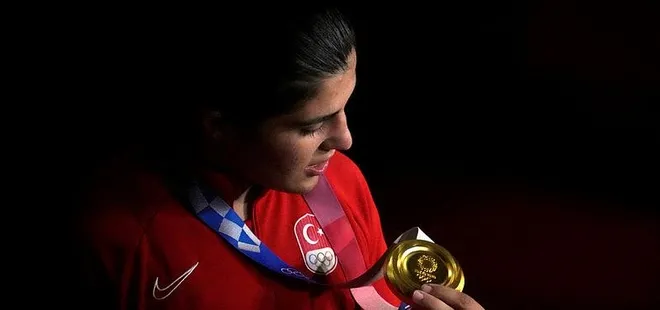 ’Altın yumruk’ Busenaz Sürmeneli konuştu: Cumhurbaşkanımıza 2013’te söz vermiştim