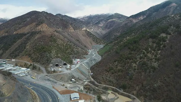 Yeni Zigana Tüneli'nde yüzde 55 seviyesine ulaşıldı - 2