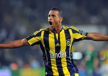 Fenerbahçe Nani'yi Valencia'ya sattı!