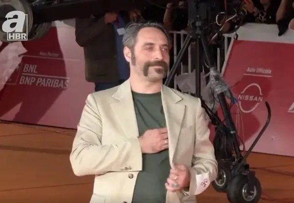 İtalyan aktör Antonio Di Matteo ve Hollandalı Kick boksçu Rico Verhoeven’dan Gazze’ye destek