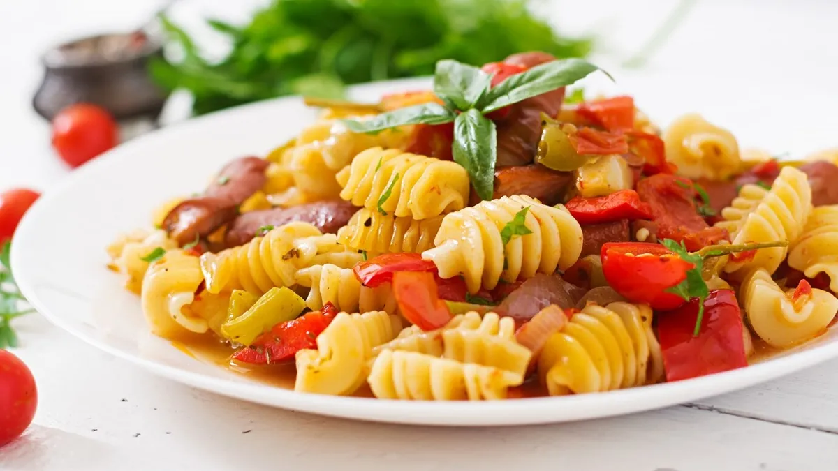 Makarna pişirirken yaptığınız bu hata kilo aldırıyor! Uzman isim makarna yiyerek kilo almayı önlemenin sırrını açıkladı