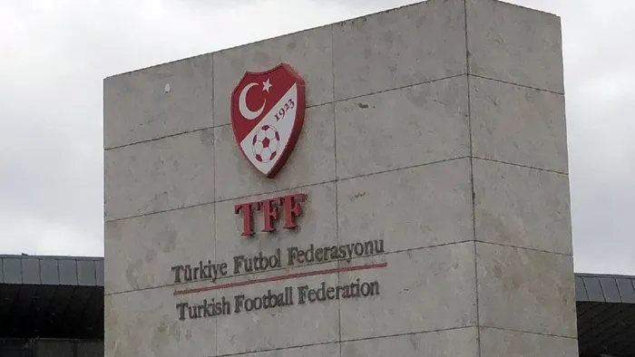 pfdkdan-14-super-lig-takimina-ceza-galatasaray-besiktas-fenerbahce-1717692456803.jpg PFDK'dan 14 Süper Lig takımına ceza! Galatasaray, Beşiktaş, Fenerbahçe... - 3
