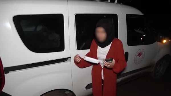 karantina-olmasi-gerekirken-polislere-yakalandi-mukemmel-10binlirayazin-1631860409735.jpg Karantinada olması gerekirken polislere yakalandı: Mükemmel 10 bin lira yazın - 2