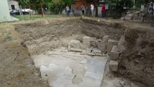 balikesirde-ilk-kez-rastlandi-yeraltindan-cikardilar-1666172608636.jpg Balıkesir’de ilk kez rastlandı! Yeraltından çıkardılar - 2