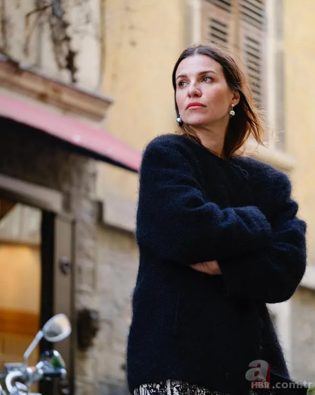 Kenan İmizalıoğlu'nun güzel eşi Sinem Kobal kardeşiyle aynı dizideymiş! Selena'da birlikte oynamışlar... 11