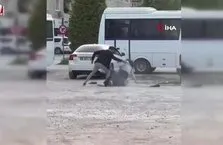 Bursa’da iki genç kızın kavgası kamerada