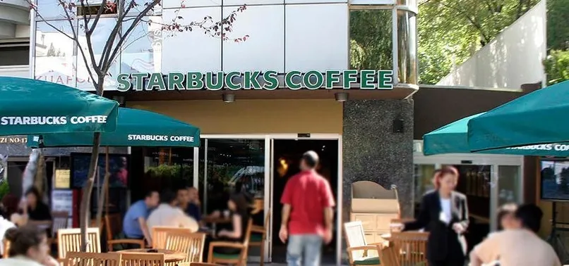 Starbucks 3 bin 300 kişiyi işten çıkarıyor