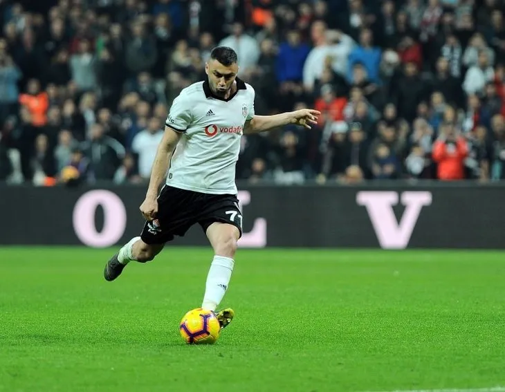 Yüksek gerilim! Quaresma ile Medel tartıştı!