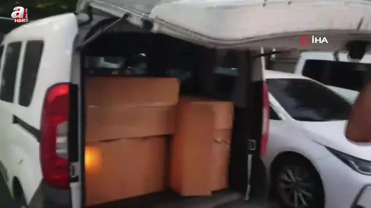 273 bin 600 makaron ele geçirildi