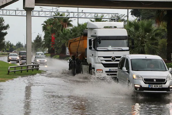 1662737248871.jpg Güneş yerini sağanak yağışa bırakıyor! Meteoroloji'den son dakika uyarısı! Okulların açıldığı güne dikkat! İstanbul Ankara İzmir hava durumu... - 8