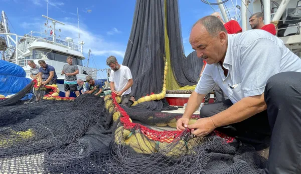 Son dakika: Tezgahlar hazır balık sezonu açıldı! Tarım ve Orman Bakanı Vahit Kirişçi’den balıkçılara müjde