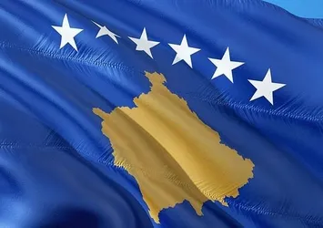 Kosova'da güvenoyu alamayan hükümet düştü