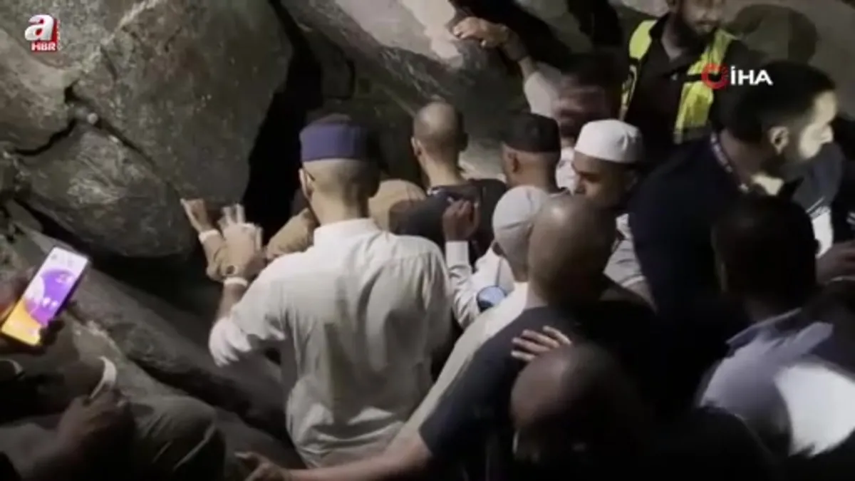 Nur Dağı hacı adaylarının akınına uğruyor