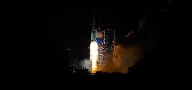 Çin iletişim test uydusu fırlattı