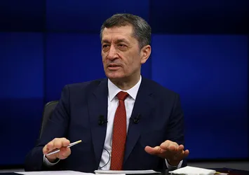 Milli Eğitim Bakanı Ziya Selçuk EBA TV üzerinden velilere seslendi