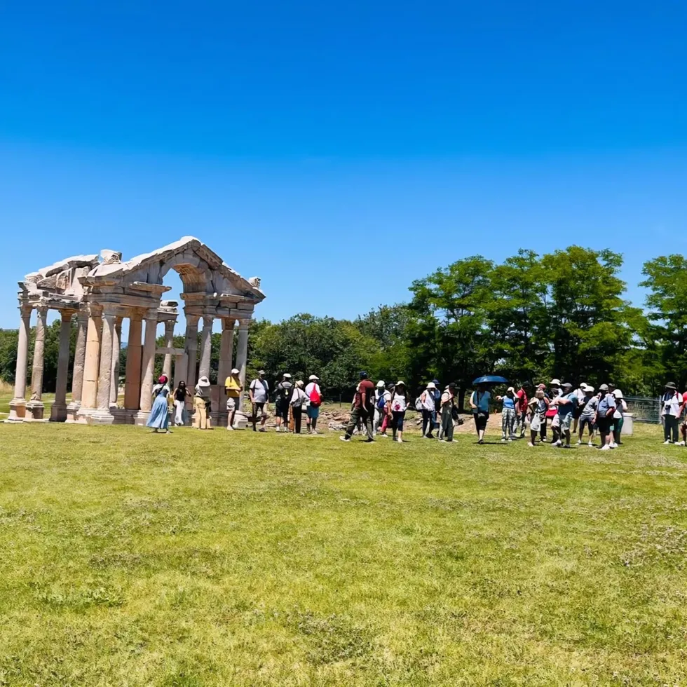 1780384685635.jpeg Bayramda müzelere akın! Efes ve Göbeklitepe zirvede | Rekor kırıldı - 3