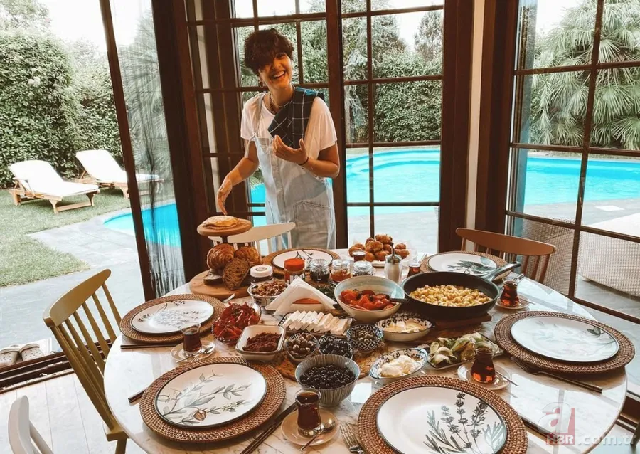 Bergüzar Korel Londra’da ev değiştirdi! Paylaşmaya doyamadı: “Yeni mahalle yeni hayat” 12