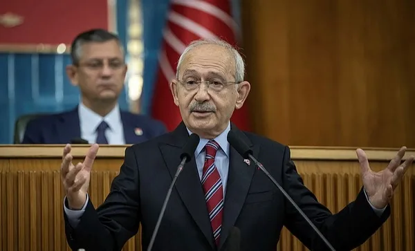 chpli-ozgur-ozelden-adaylik-icin-geri-vites-kilicdaroglu-ile-birlikte-secmenle-resmen-dalga-gectiler-1686930552592.jpg CHP’li Özgür Özel’den adaylık için geri vites - 7