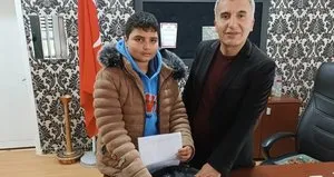Depremzededen ağlatan davranış!