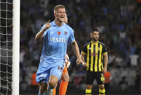 Trabzonspor rahat kazandı! İstanbulspor 0-2 Trabzonspor MAÇ SONUCU-ÖZET