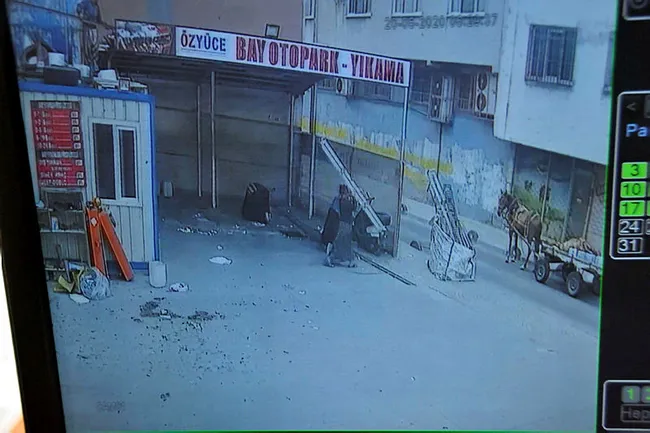 İstanbul’da mazgal çalan hırsızlar kamerada! Para edecek her şeyi almışlar - 2