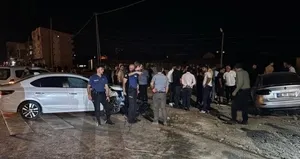 Araçlar çarpıştı: 4 yaralı