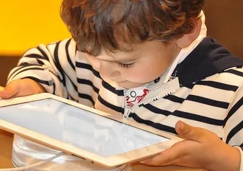 Çocuklarda tablet kullanımına sınır konulmalı!