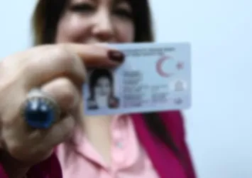 İstanbul Valiliği'nden 'kimlik' açıklaması
