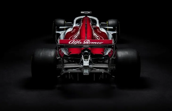Alfa Romeo, Sauber F1 Takımı’nın yeni aracı C37 görücüye çıktı