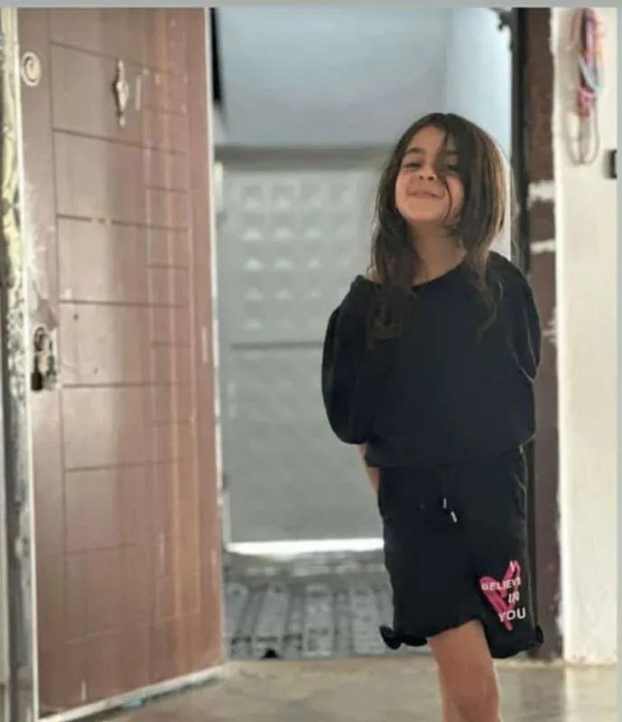 narin-guranin-cansiz-bedenini-saklayan-nevzat-bahtiyarin-aracinin-olay-gunu-goruntuleri-kamerada-1732640028186.jpeg Narin Güran'ın cansız bedenini saklamıştı! Nevzat Bahtiyar'ın aracı olay yerine böyle gitmiş - 1