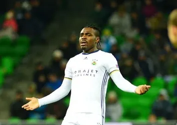 Emenike Fenerbahçeli taraftarları çıldırttı!
