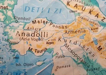 Prizren'de okullara dağıtılan 'Türkiye haritası' büyük tepki çekti