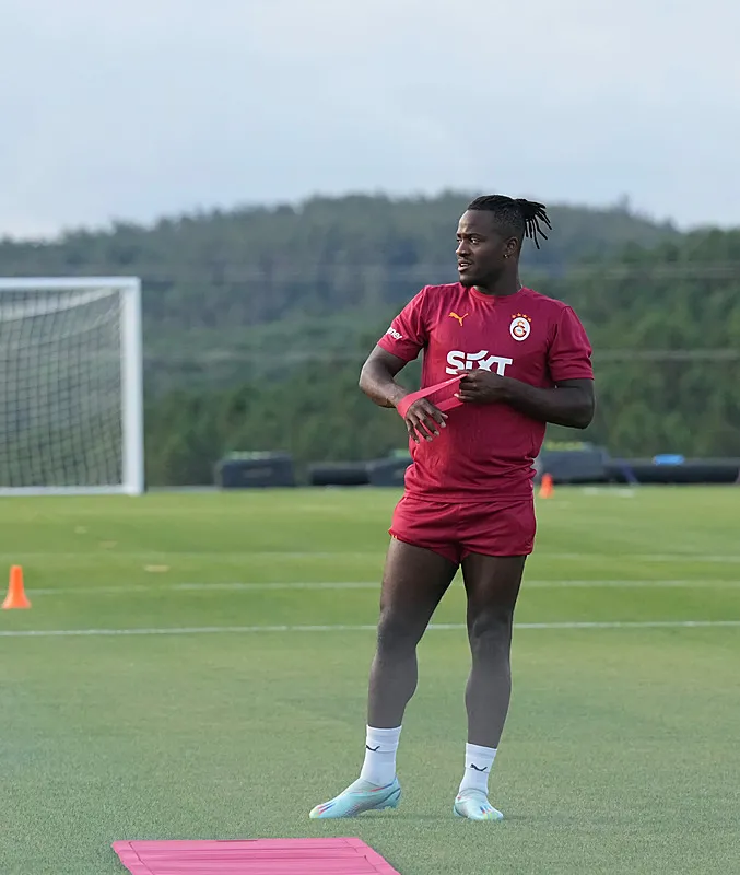 galatasaray-yeni-sezon-hazirliklarina-basladi-1720038558680.jpg Galatasaray yeni sezon hazırlıklarına başladı - 3