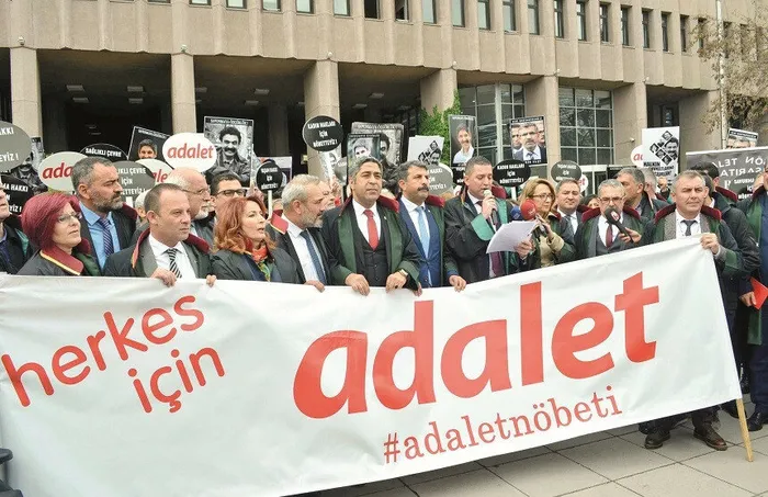 Başkan Erdoğan’dan AK Parti’ye barolar için talimat: Hemen düzenlemeyi hazırlayın