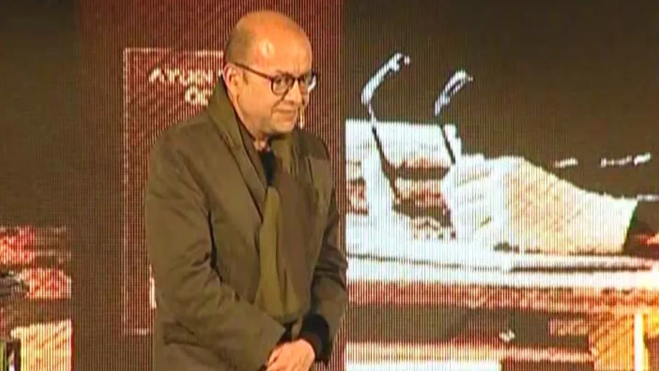 Yazar Selim İleri hayatını kaybetti