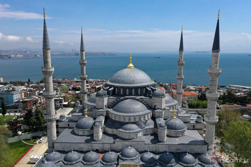 Sultanahmet Camii Başkan Recep Tayyip Erdoğan'ın katılımıyla ibadete açıldı! Diyanet'i kapatmak isteyen 7'liye 14 Mayıs mesajı 3