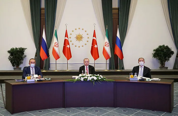 Son dakika: Türkiye, Rusya ve İran’dan Suriye için ortak bildiri