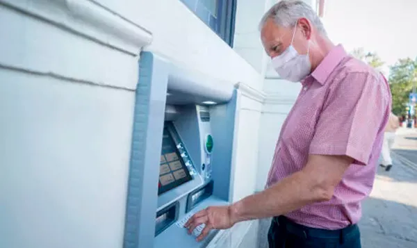 Emekli olduğu halde çalışanların kıdem tazminatı sorusu yanıt buldu! Bu tarihe dikkat: 8 Eylül 1999