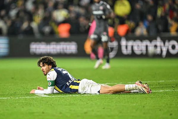 MHK’dan Fenerbahçe-Fatih Karagümrük maçındaki VAR kayıtlarına ilişkin açıklama: Medyaya servis edilenler gerçek dışı