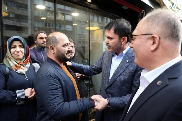 depremzededen-bakan-kuruma-bu-adamlar-secilmezse-bir-yil-degil-10-yil-gecsin-yapamazlar-1680644703526.jpg Depremzededen Bakan Kurum'a 7'li koalisyon eleştirisi: Cumhur İttifakı seçilmezse bir yıl değil 10 yıl geçsin yapamazlar! - 2