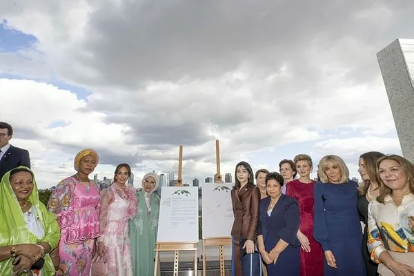 Brigitte Macron'dan Emine Erdoğan'a sıfır atık teşekkürü - 4