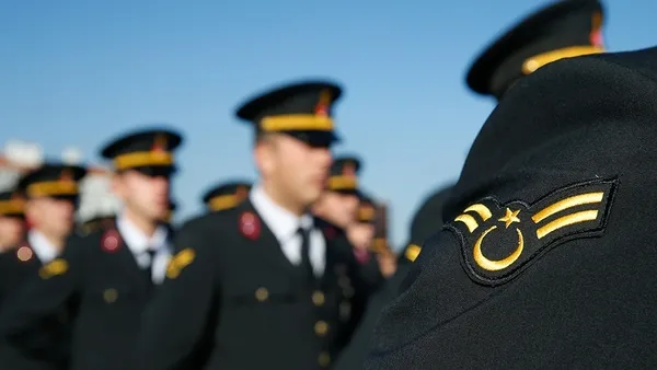 Jandarma uzman erbaş alımı başladı mı? 2021 Jandarma 5000 uzman erbaş alımı başvuru şartları nelerdir?